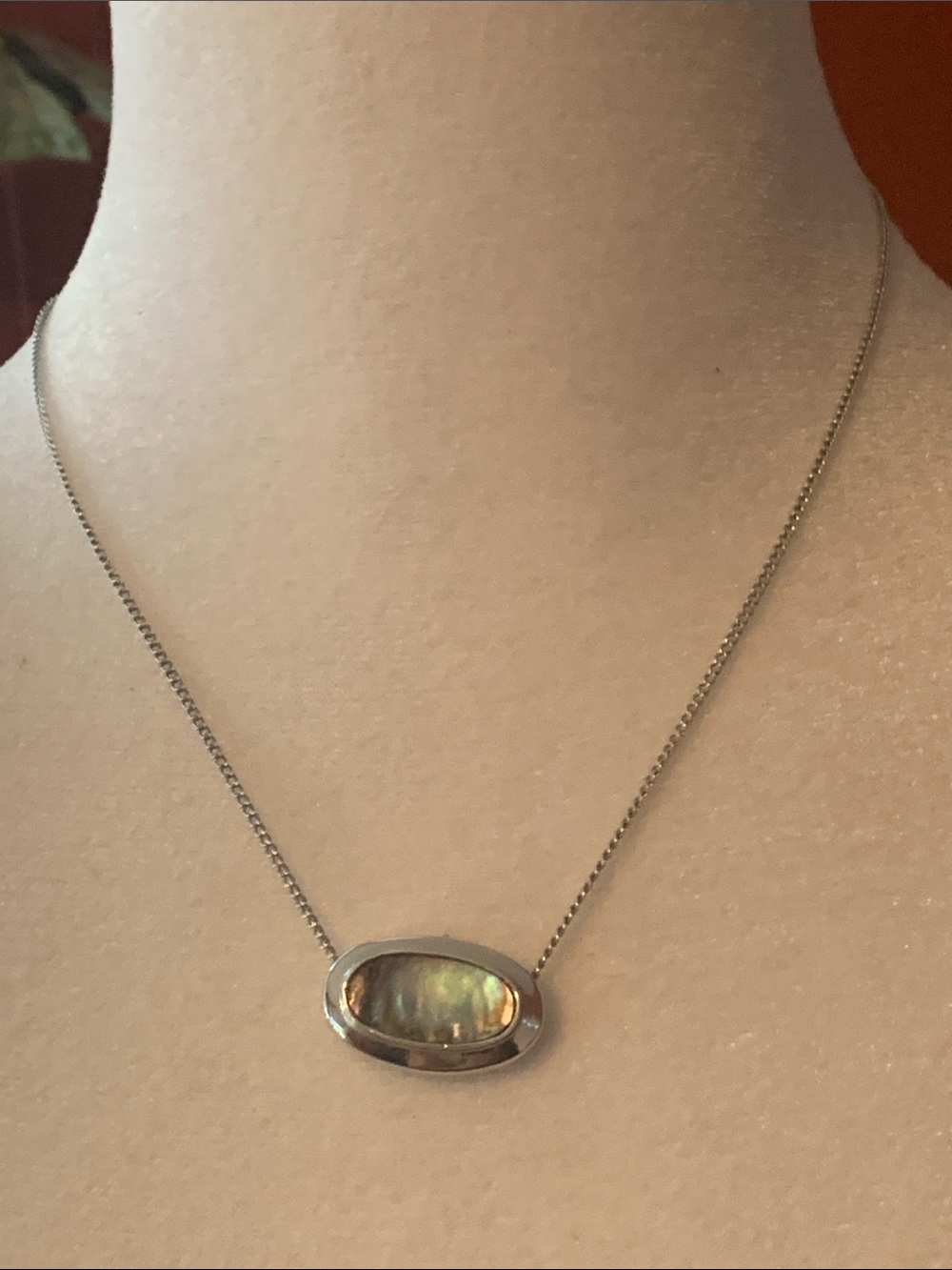 Avon Silver Oval Abalone Pendant Necklace - Iridescent Green Blue